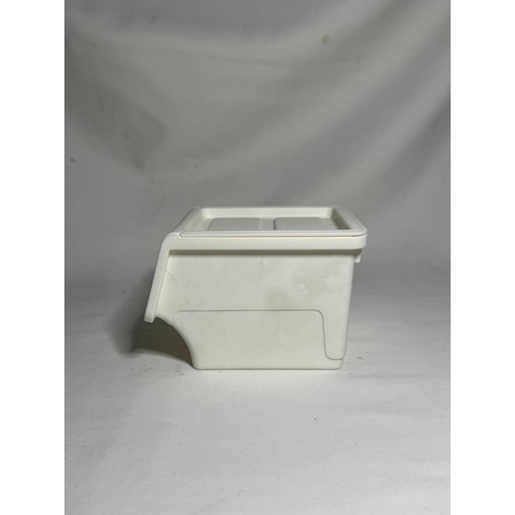 Sanrio Hello Kitty Storage Box with Lid NEW - Picture 3 of 8